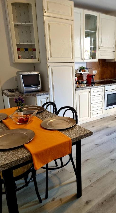 Apartament 1282 Torri Del Benaco Eksteriør billede