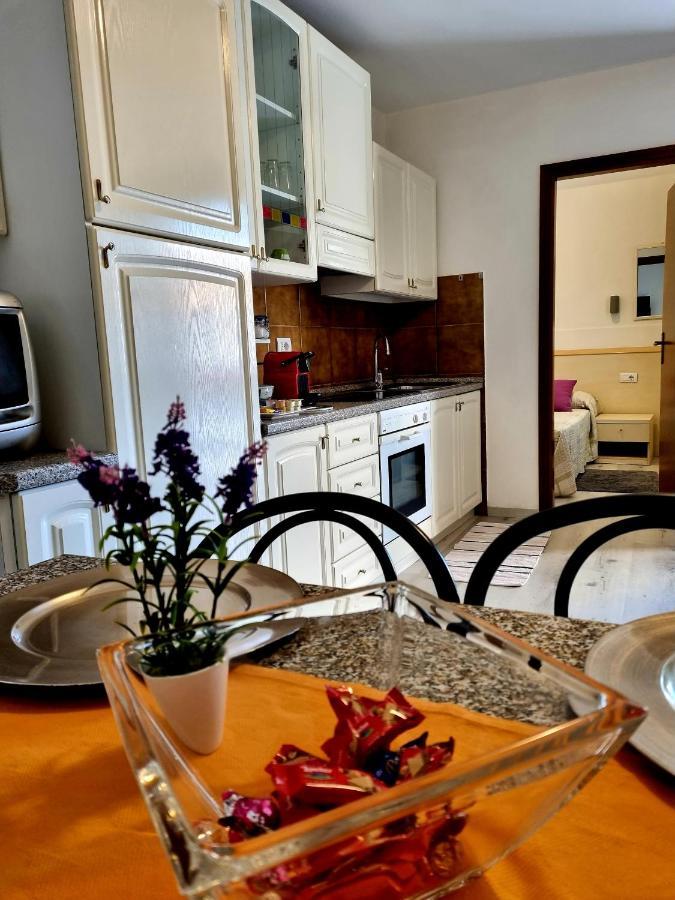 Apartament 1282 Torri Del Benaco Eksteriør billede